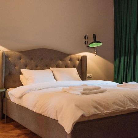 Brezoianu Spacious Flat Bucharest Luaran gambar